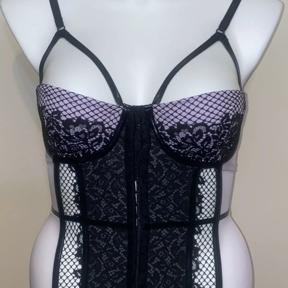 Victoria's Secret Bustier/Corset 36D, Violet, NWT - Picture 3 of 15